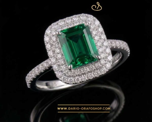 Anello Smeraldo 099 rettangolare con doppio giro di diamanti anche sul gambo